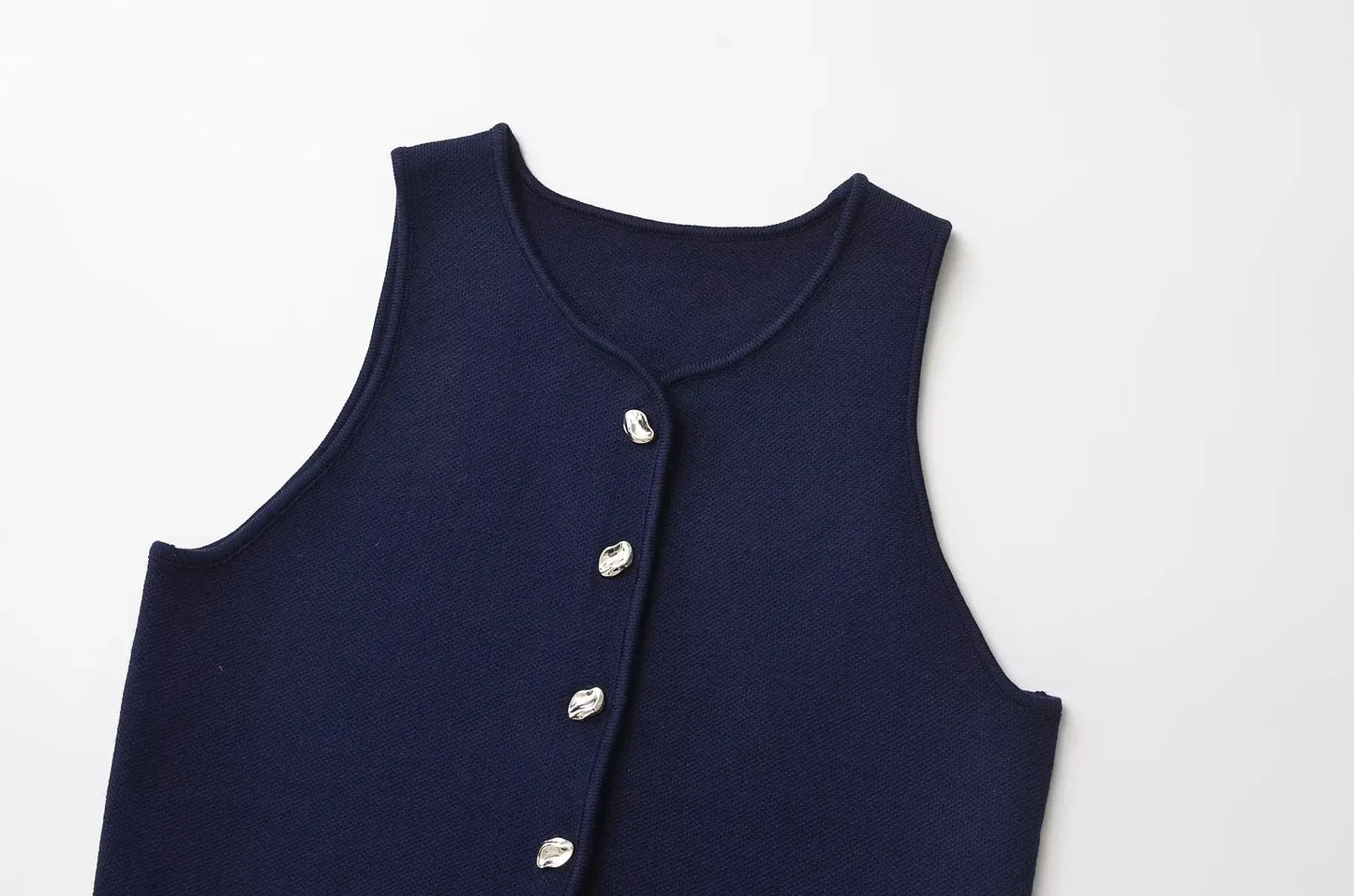 Asymmetrical Cropped Knit Sweater Vest – Women's Winter 2025