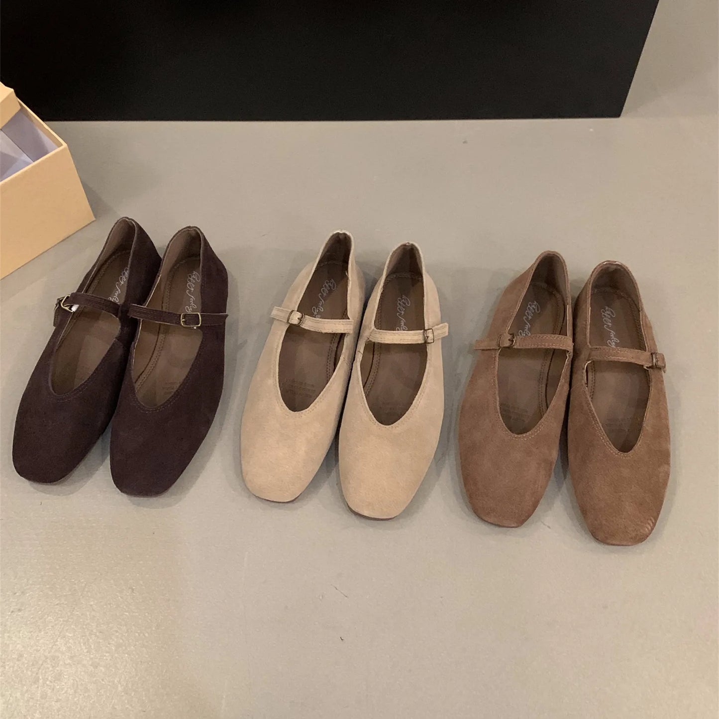 Bailamos Women’s Ballet Flats – Soft Leather Round Toe Slip-On Casual Shoes